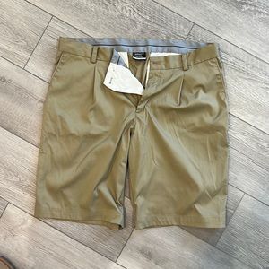 Men’s Nike golf tour performance shorts